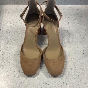 Ann Taylor Tan Block Heel Shoes